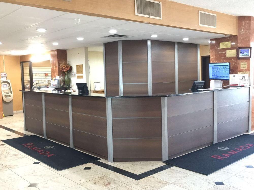 Ramada By Wyndham Newburgh/West Point Hotel Buitenkant foto